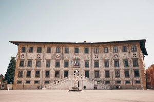 Palazzo della carovana, piazza dei cavalieri